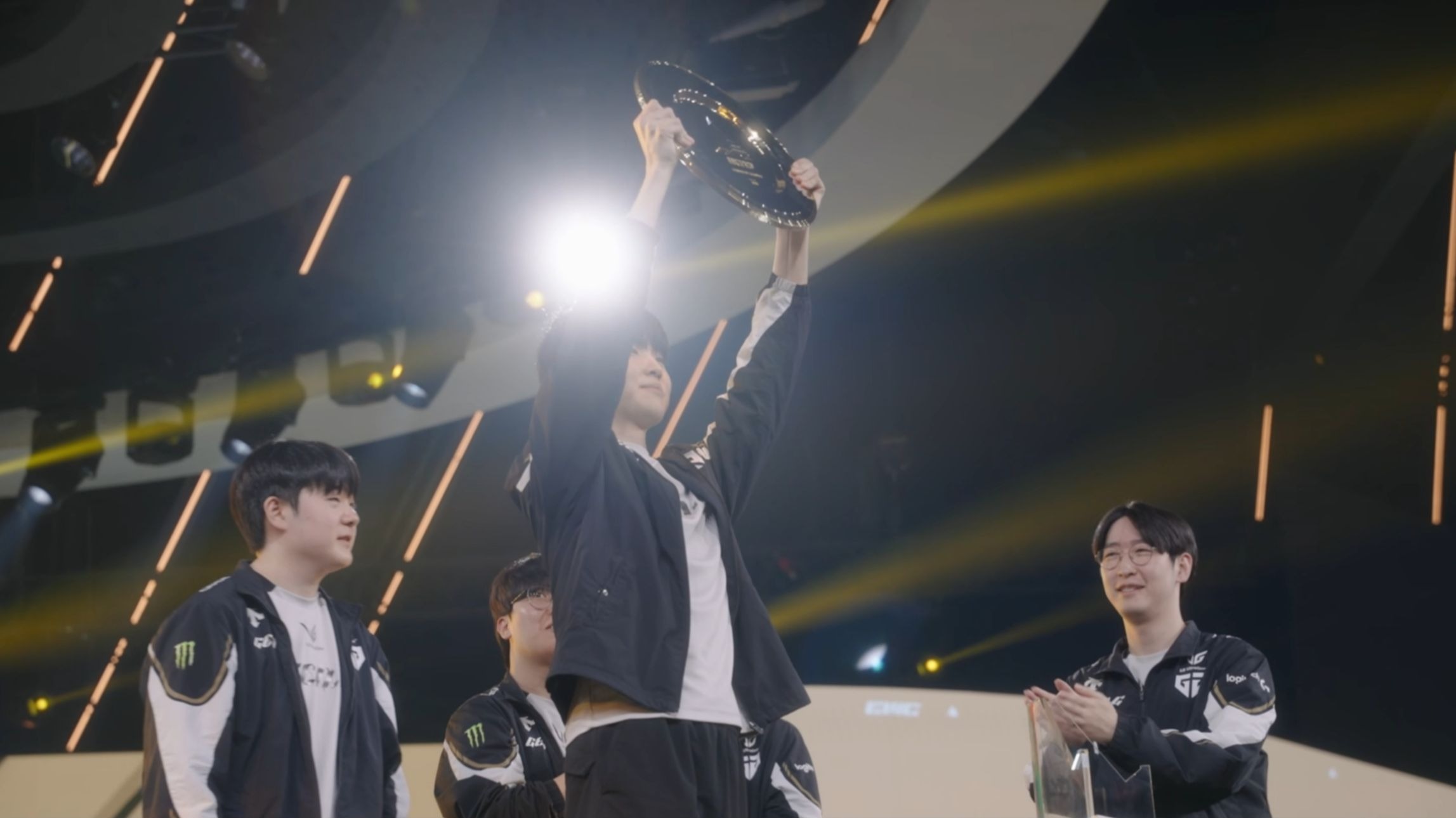 Valorant赛事精彩瞬间盘点,年度回顾震撼登场 Valorant赛事精彩瞬间盘点,年度回顾震撼登场