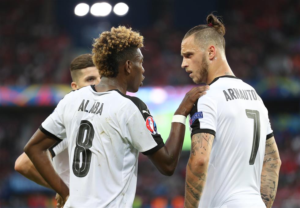 奥地利队险胜日本队，奥恰洛夫惊艳四座