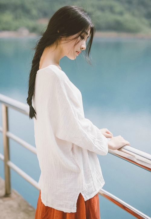 双重维度，当草根逆袭遇见天赋接管